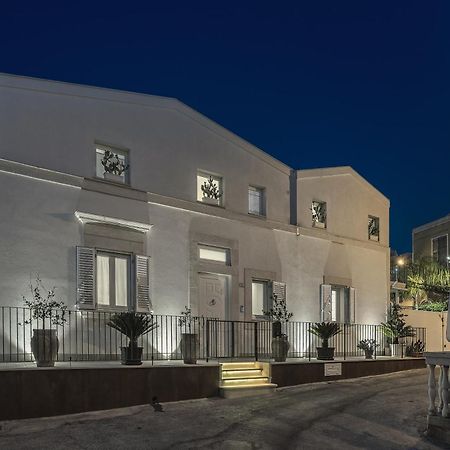 Casa Vacanze "Oceano Mare" Pozzallo Ngoại thất bức ảnh